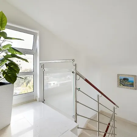 With Parking Space Mavarstica, Ciovo - 17821 Daire