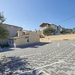 With Parking Space Mavarstica - Ciovo - 17821 דירה טרוגיר
