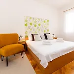 דירה With Parking Space Mavarstica - Ciovo - 17821