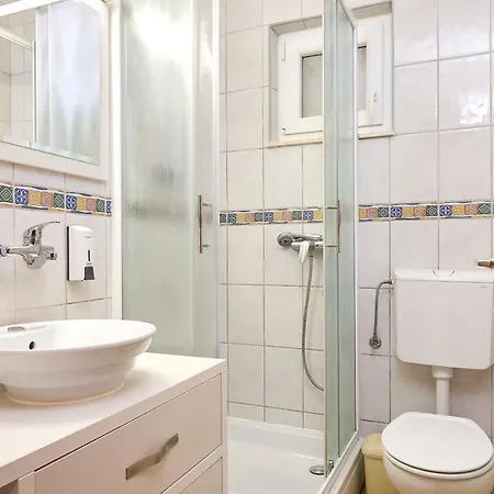 Appartement With Parking Space Mavarstica, Ciovo - 17821 *