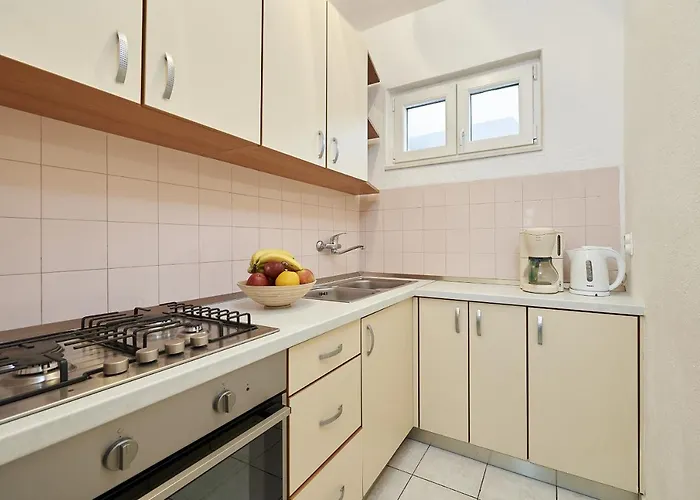 Appartement With Parking Space Mavarstica - Ciovo - 17821 *