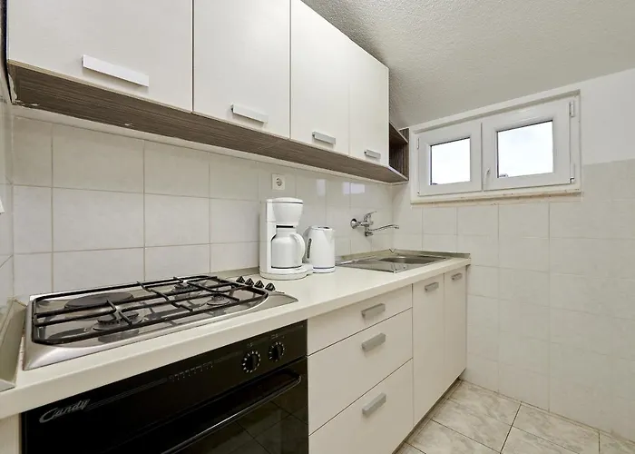 With Parking Space Mavarstica - Ciovo - 17821 Appartement Trogir