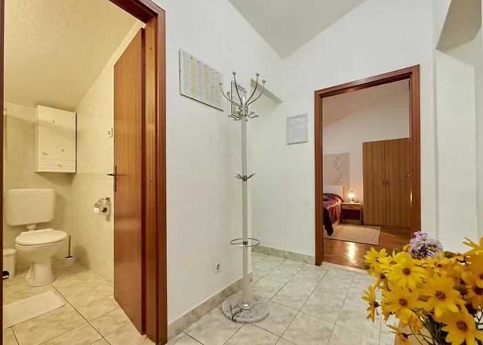 With Parking Space Mavarstica - Ciovo - 17821 *